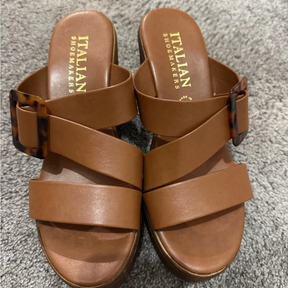Italian Shoemakers Brown Sandals - Picture 1 of 5